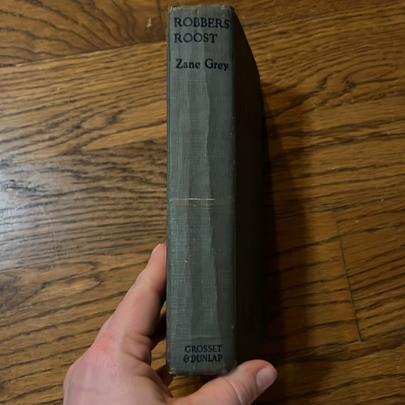 Antique book, Robbers Roost by Zane Grey, published 1932, vintage fiction - Picture 9 of 10